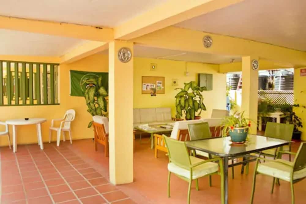 Meridian Inn 2