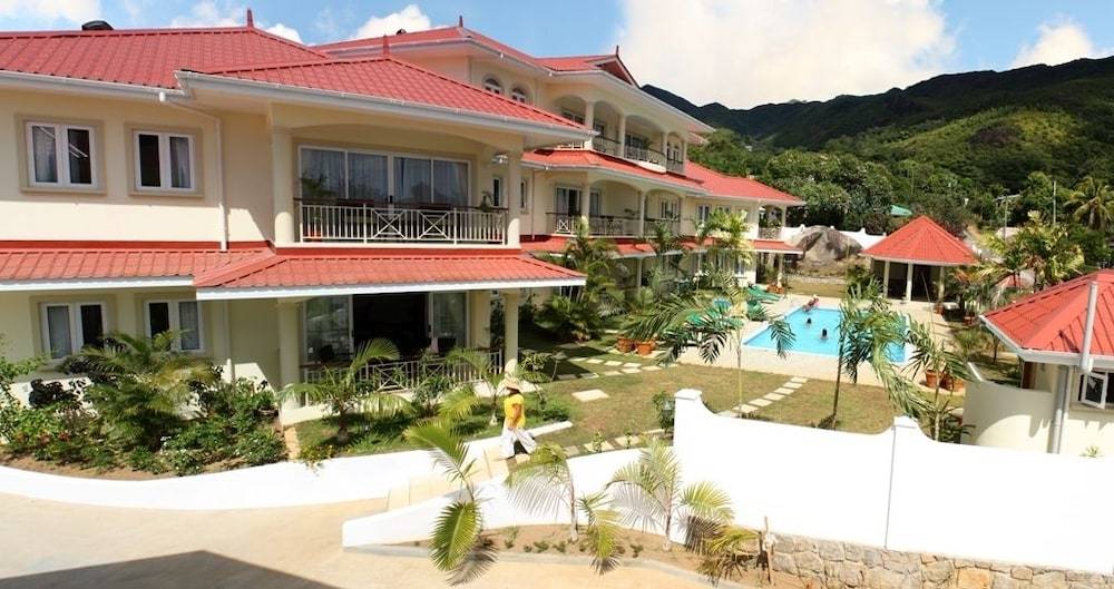 Marie Laure Suites 1