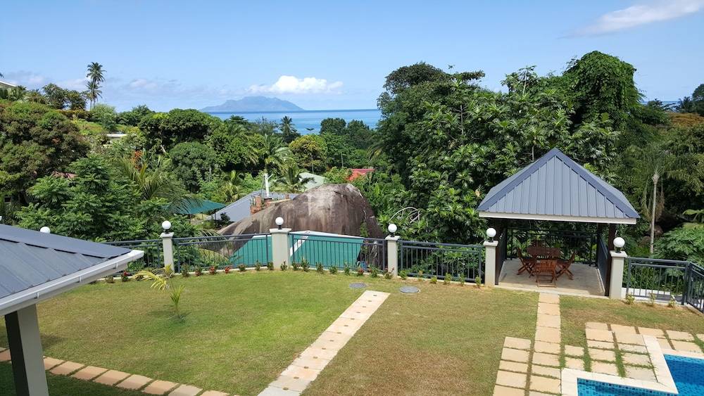 Bambous River Lodge 1