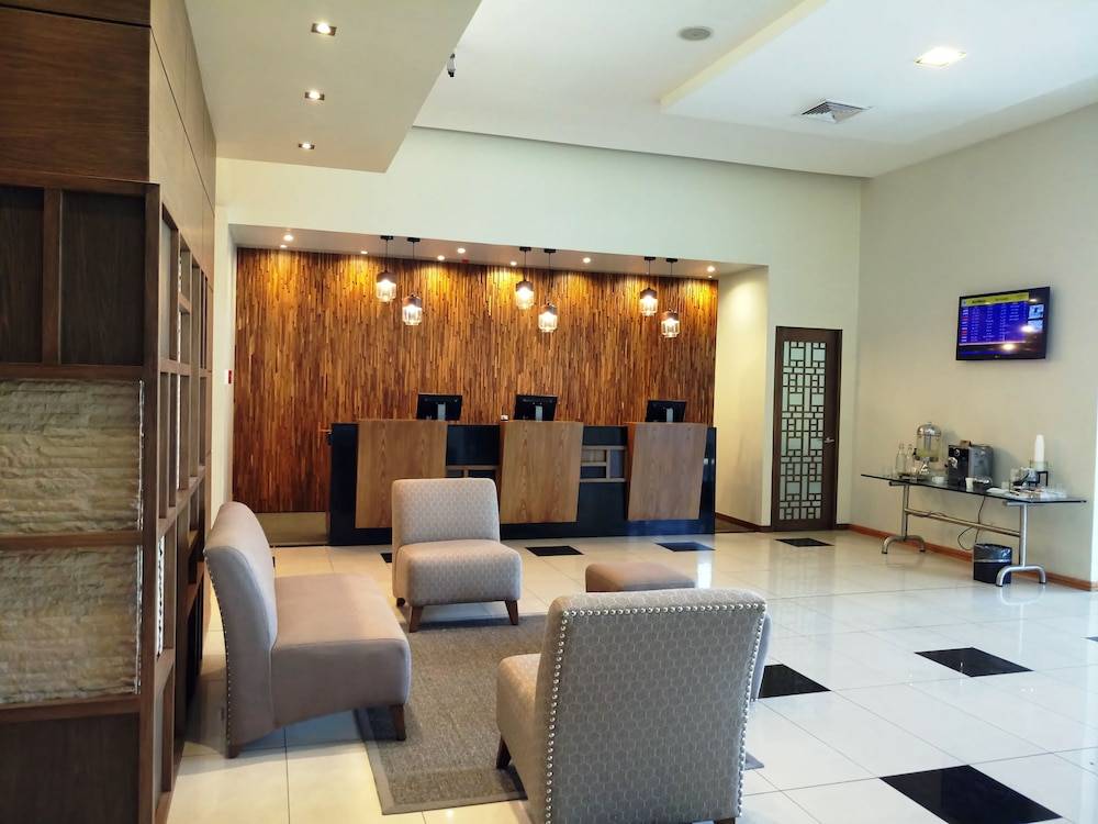 Wyndham Garden Guayaquil 2