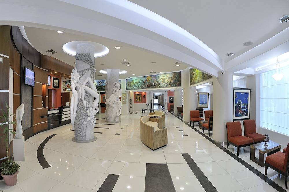 GH Galeria Hotel 1
