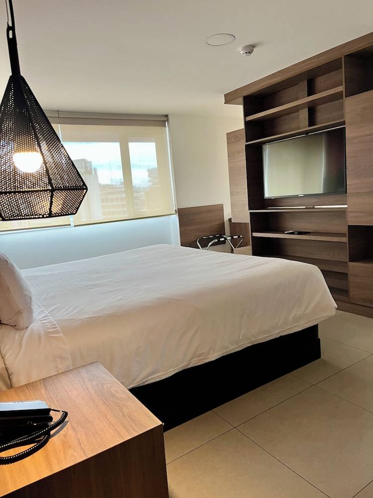 The Place Hotel 1