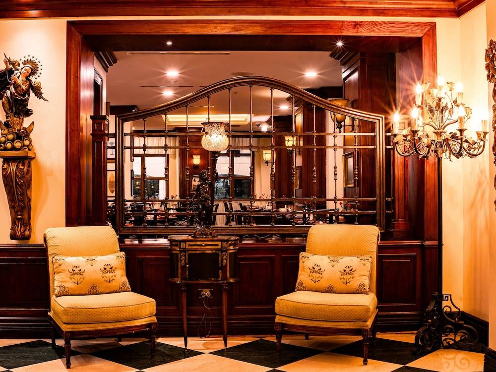 Plaza Grande Hotel 2