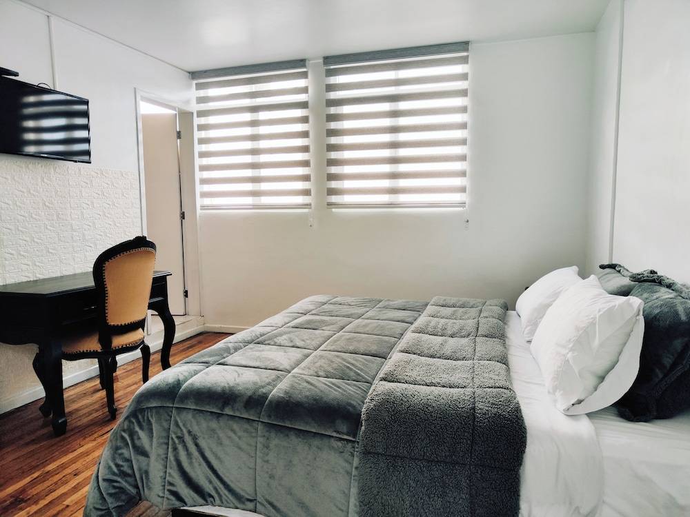 Hotel Muros Quito 1