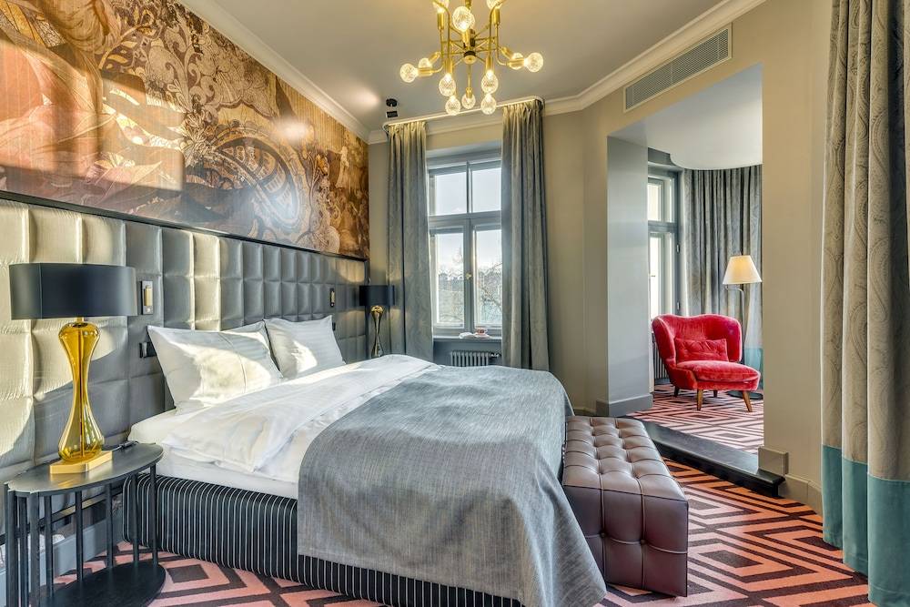 Grand Poet Hotel and SPA by Semarah 1