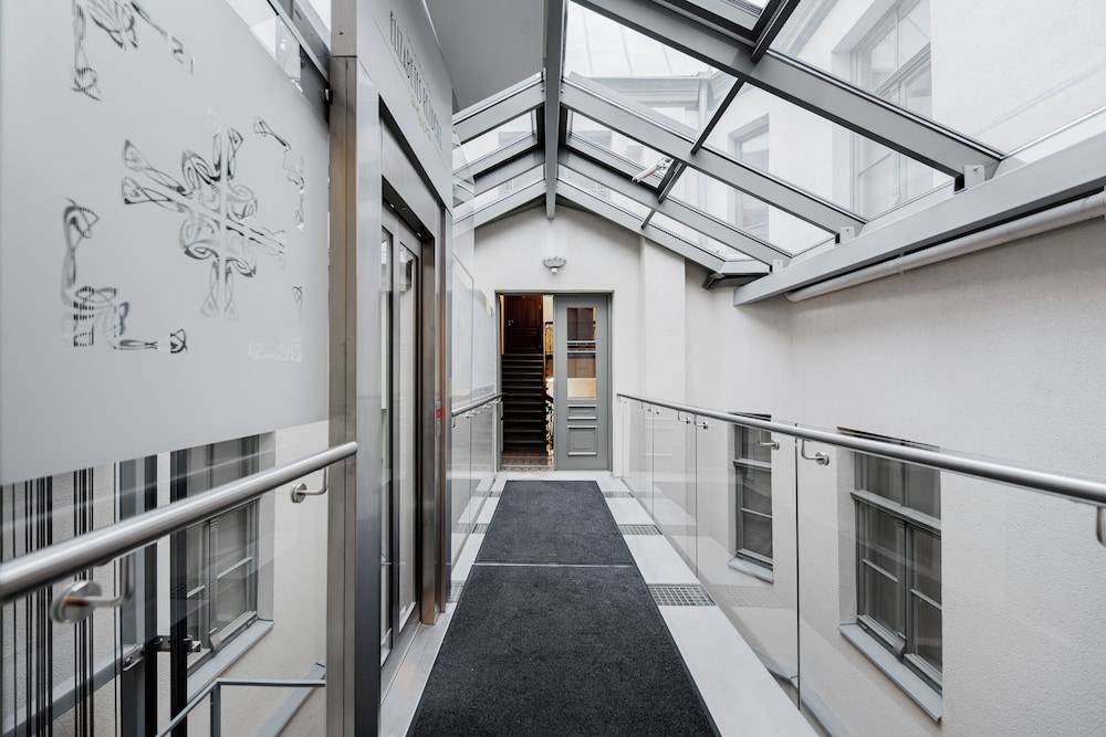 RigaApartment E22, Self Check-in Aparthotel, near Old Town 2