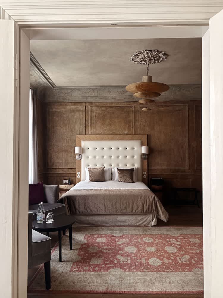 Dome Hotel 1
