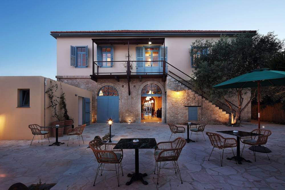 Polis 1907 by Louis Hotels 1