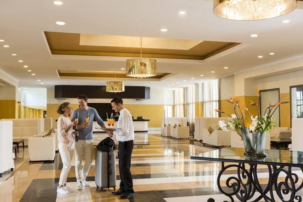 Concorde Green Park Palace 1