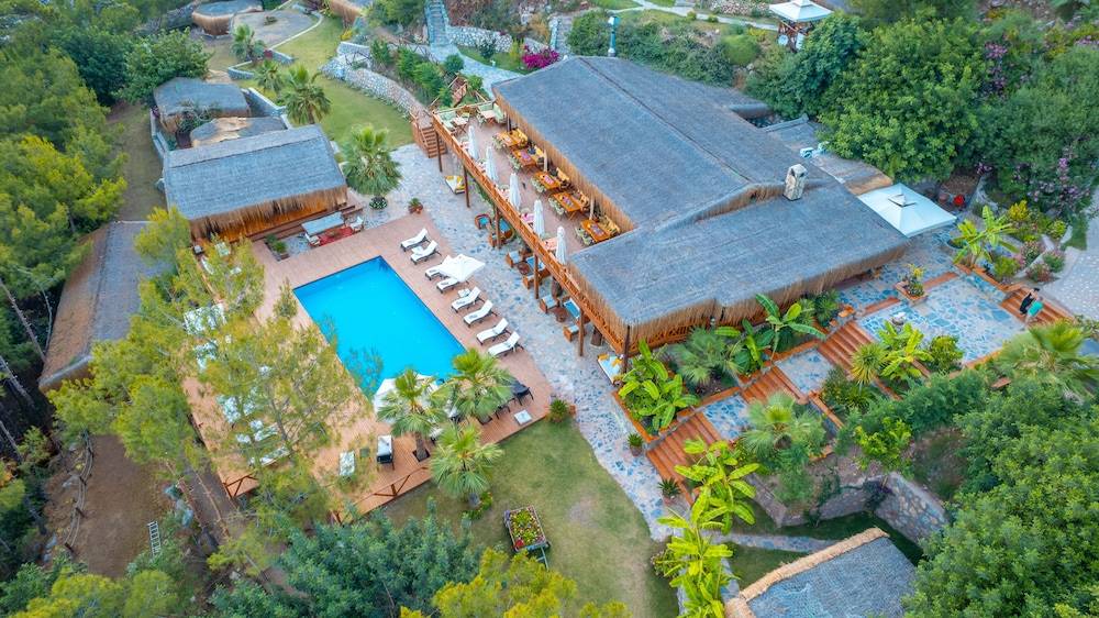 La Boheme Kabak Adults Only 2