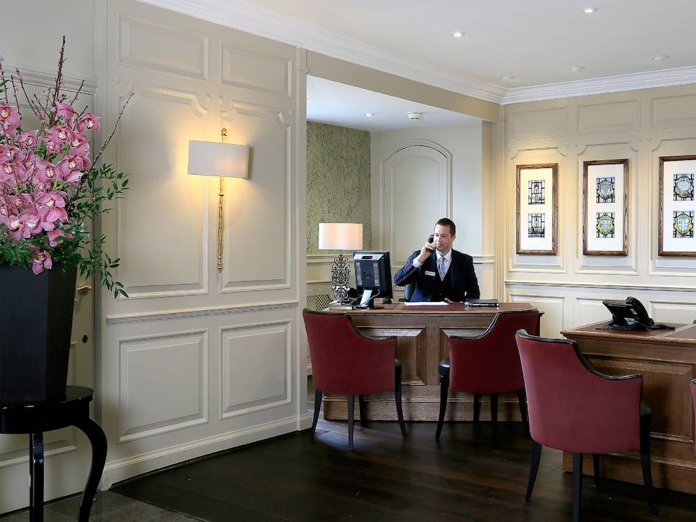 Macdonald Compleat Angler 2