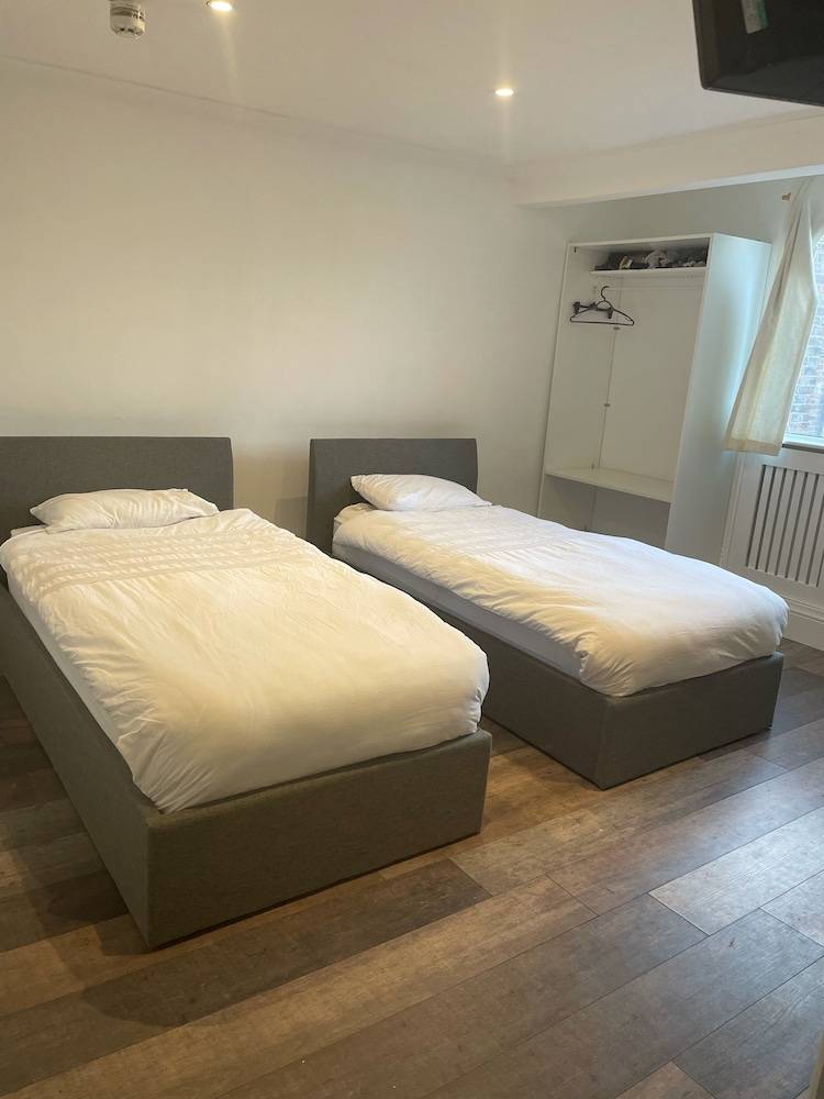Hansen Hotel 1