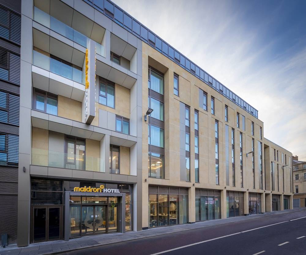 Maldron Hotel Newcastle 1
