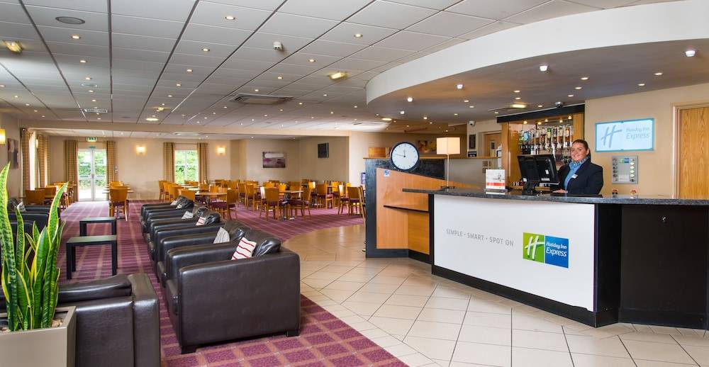 Holiday Inn Express NEWCASTLE GATESHEAD by IHG 2