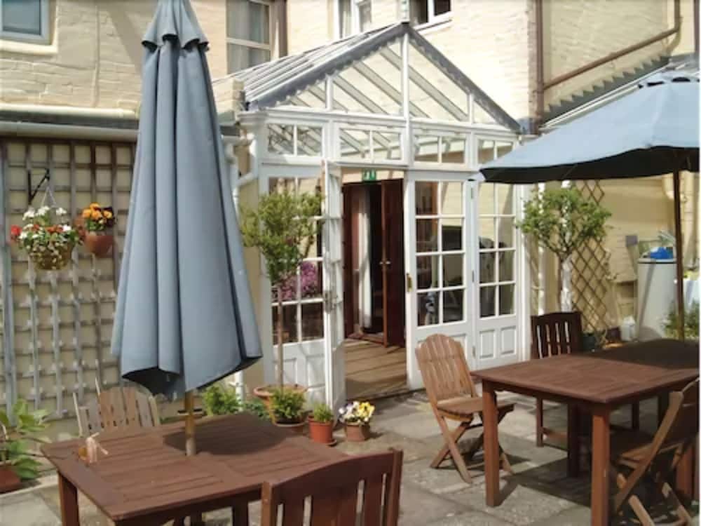 Westgate Hotel 1