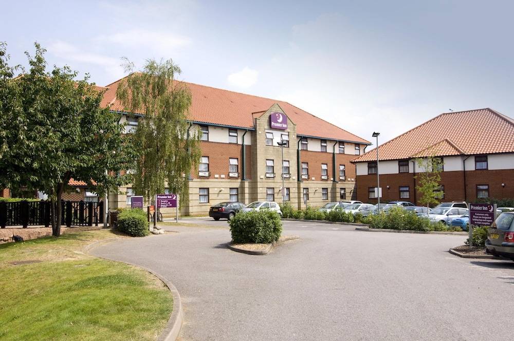 Premier Inn Oxford Cowley 1