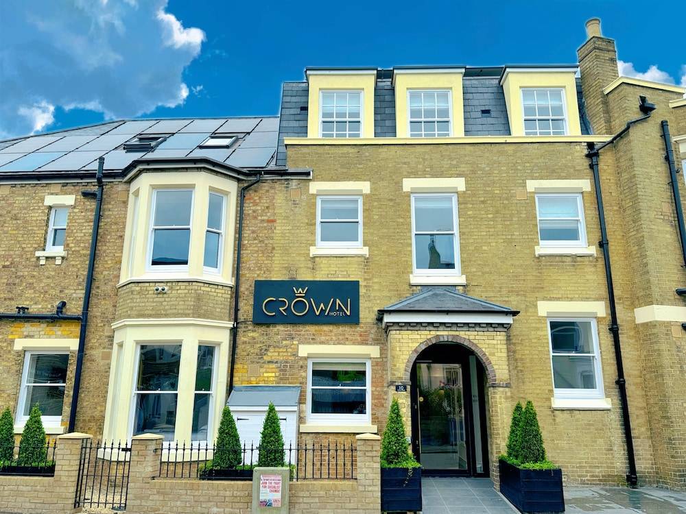 Crown Hotel 1