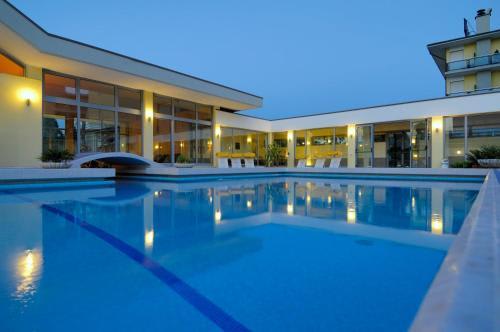 Hotel Dolomiti 2