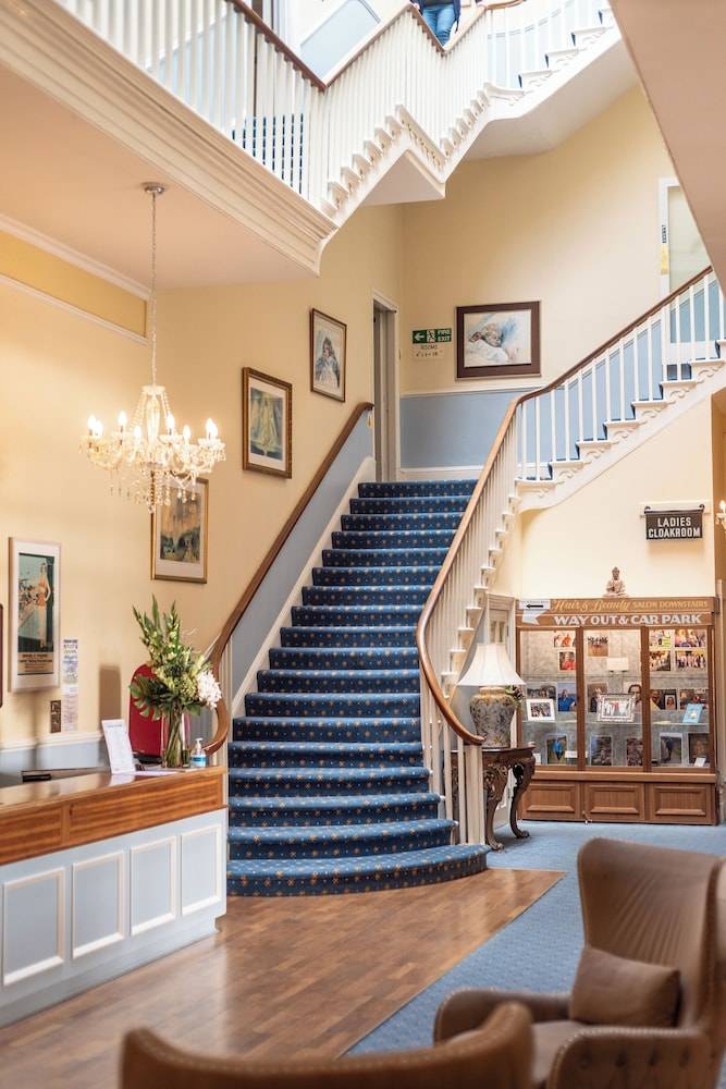 The Queens Hotel 2