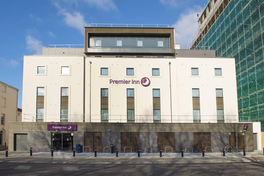 Premier Inn Southampton - Cumberland Place 1