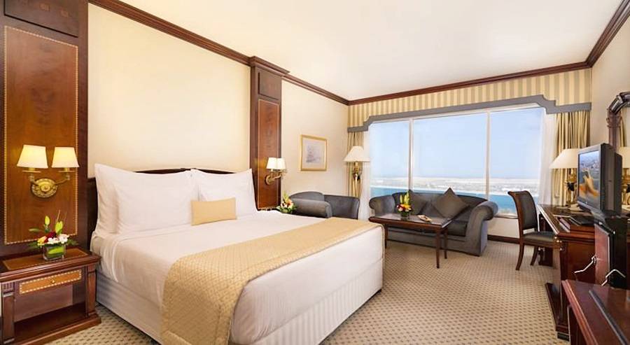 Corniche Hotel Abu Dhabi 2