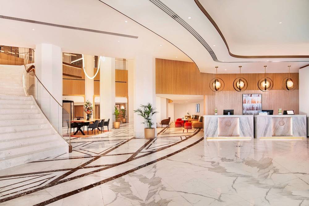 Sheraton Abu Dhabi Hotel & Resort 2