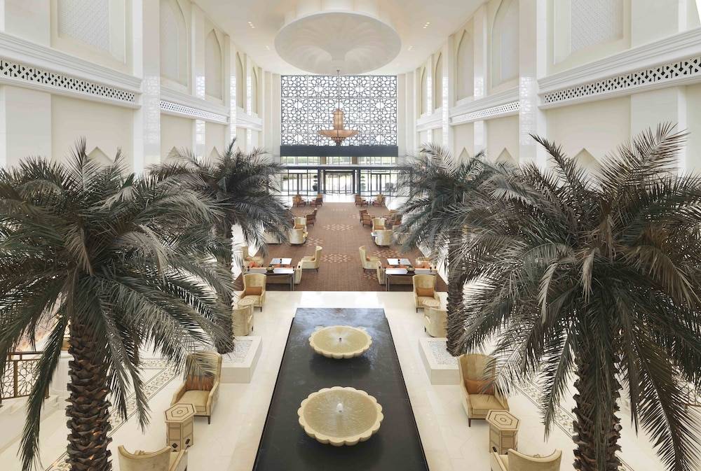 Bab Al Qasr Hotel 1