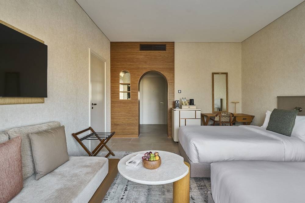 ERTH Abu Dhabi Hotel 2