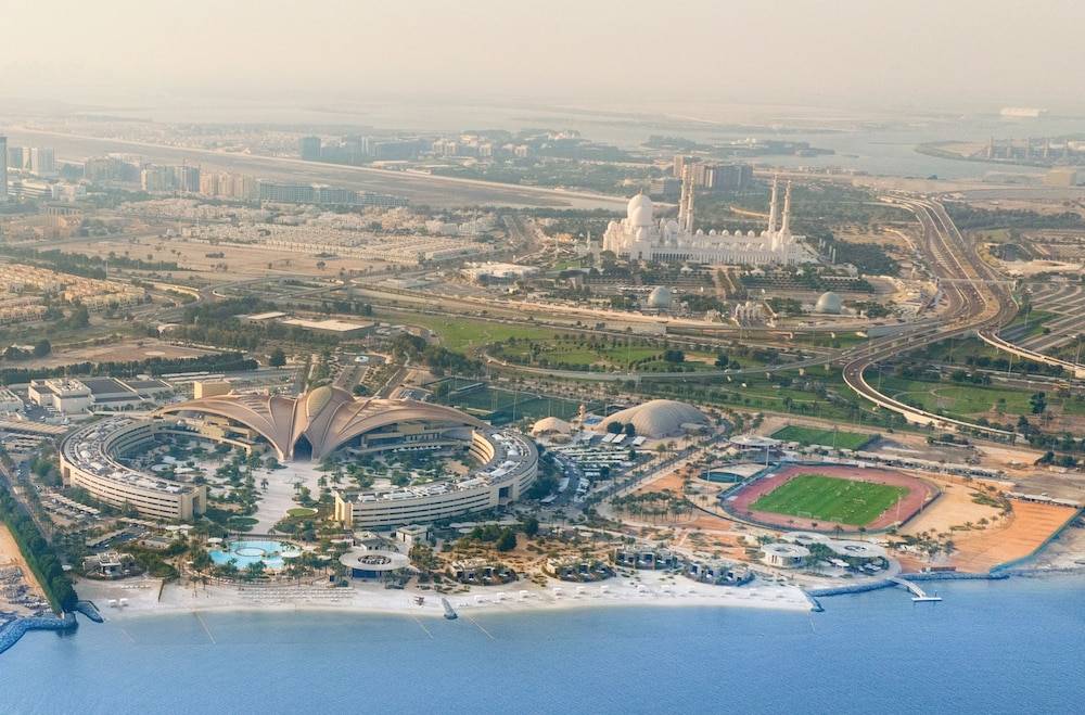 ERTH Abu Dhabi Hotel 1