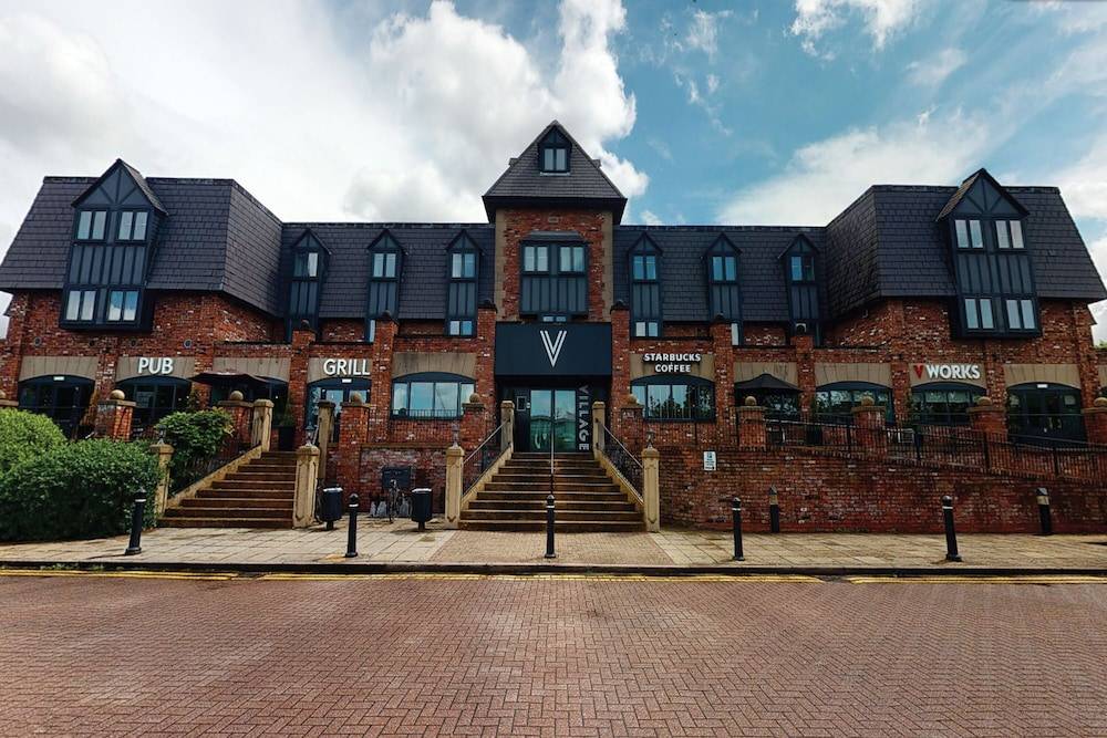 Village Hotel Warrington 1