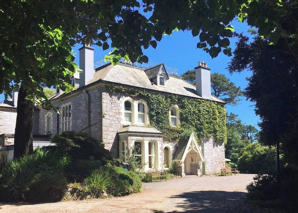 Penmorvah Manor Hotel 1