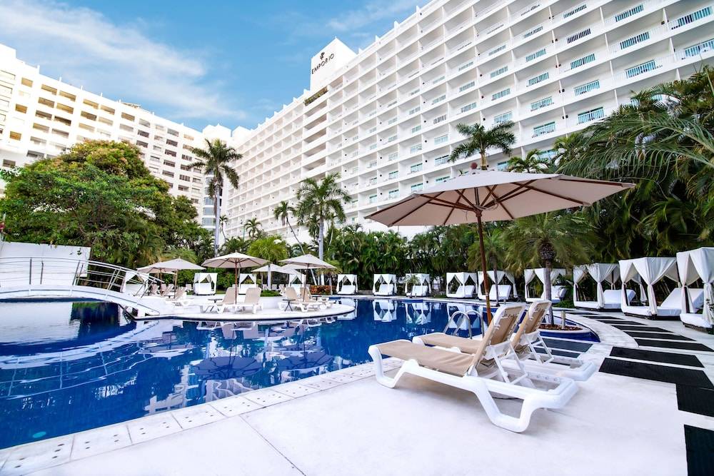Emporio Acapulco 1