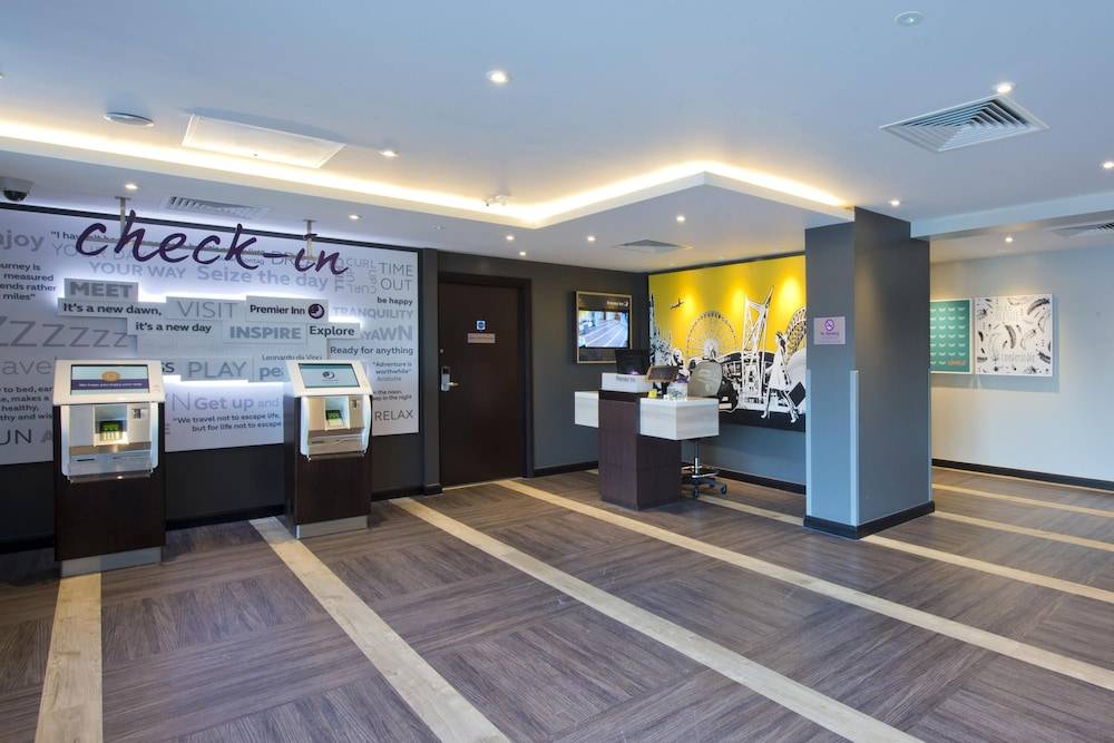 Premier Inn Gloucester - Quayside 2