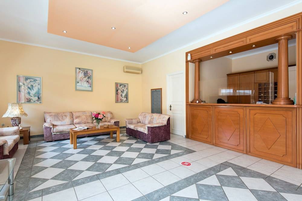 Eriva Hotel 2