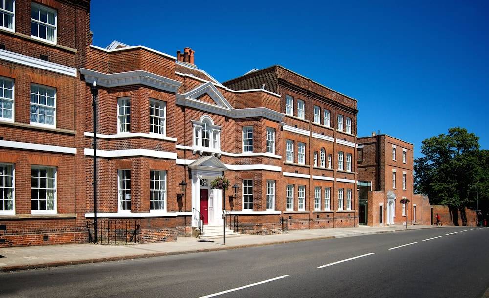GreyFriars 1