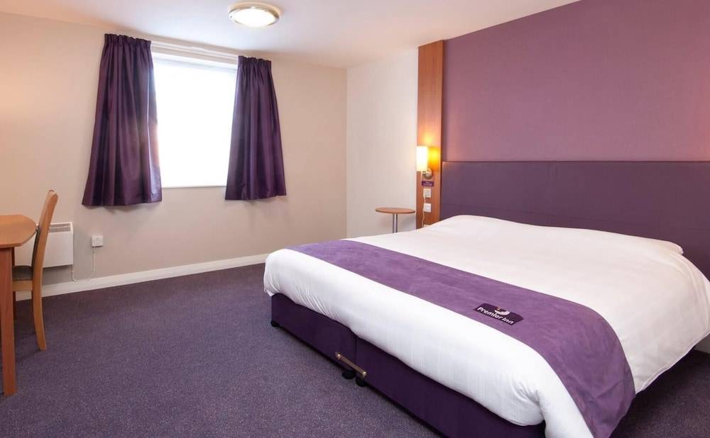 Premier Inn Barnsley Central M1 J37 2