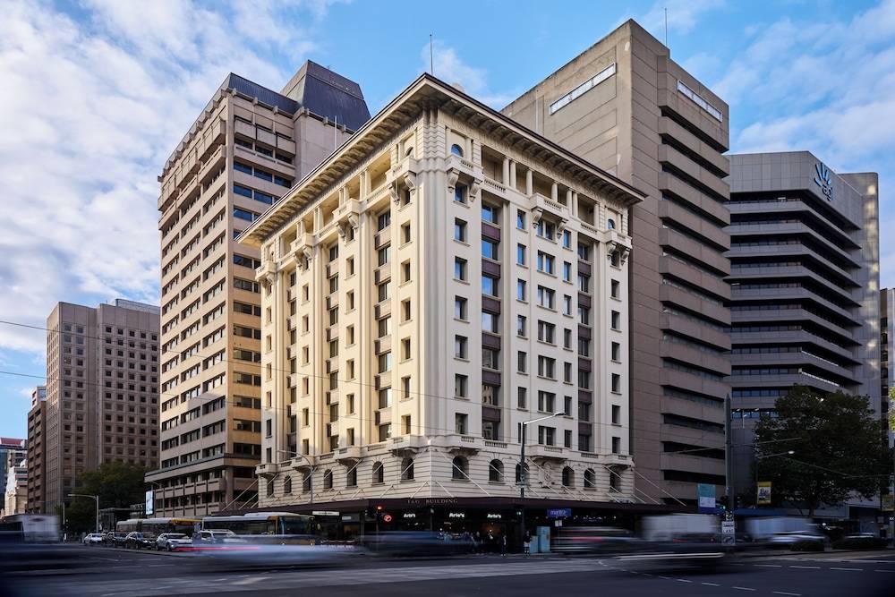 Mantra Adelaide Central 1