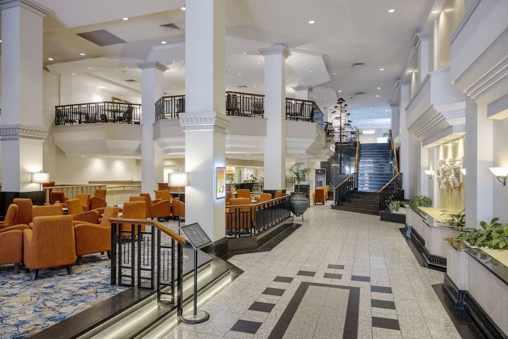 Hotel Grand Chancellor Adelaide 2