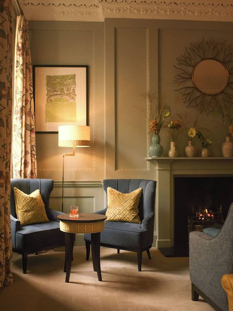The Queensberry Hotel 2