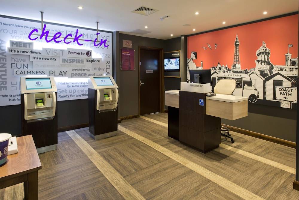 Premier Inn Bournemouth East Cliff 2