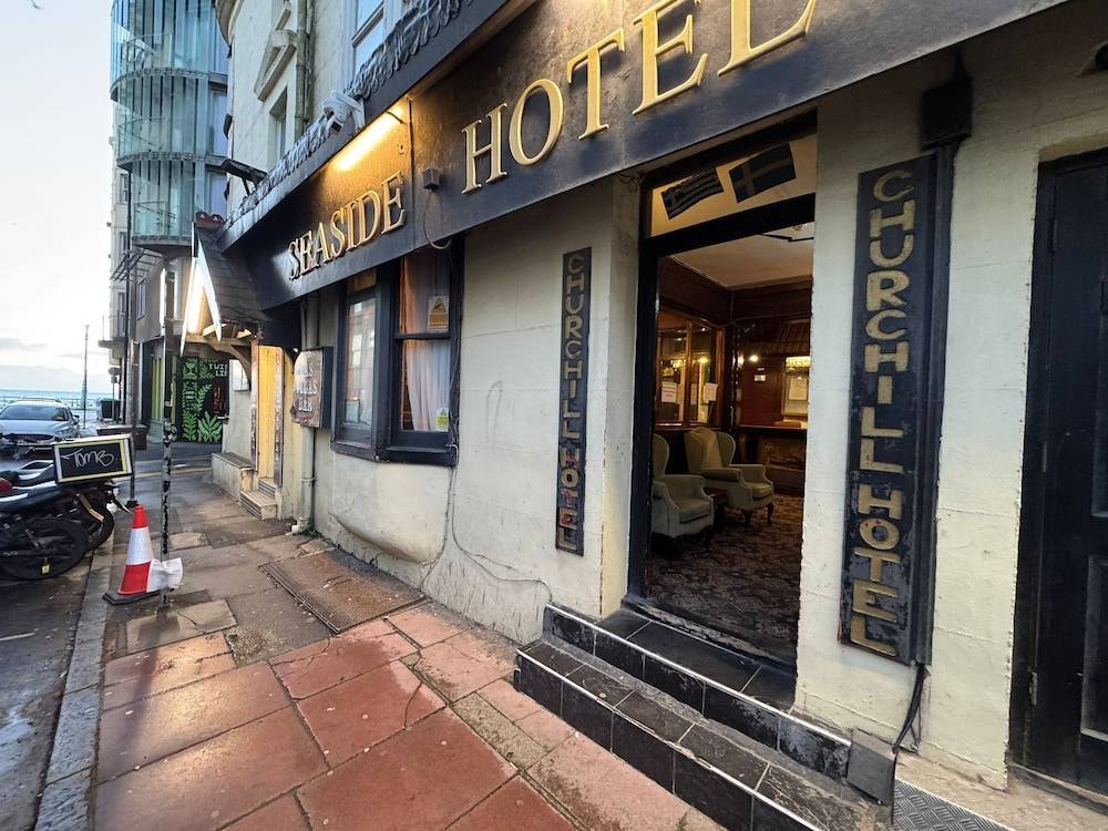 Seaside Hotel 1