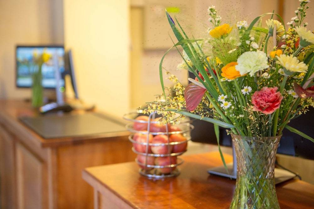 Best Western Gables Hotel 2