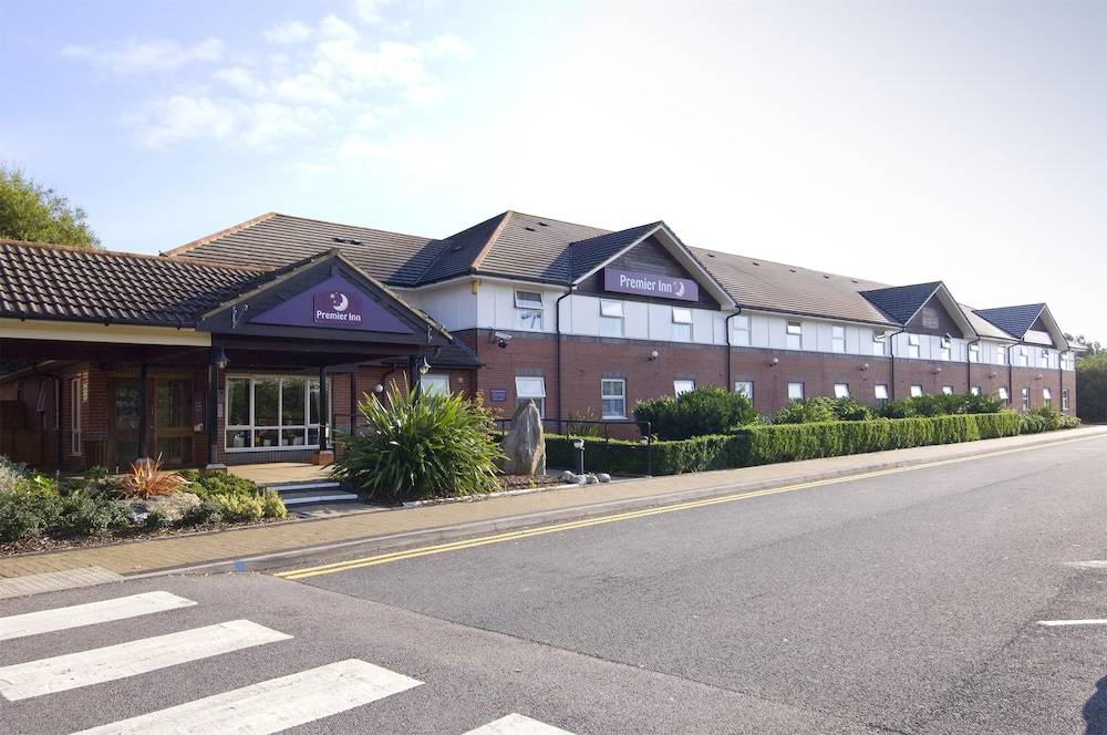 Premier Inn Bristol South 1
