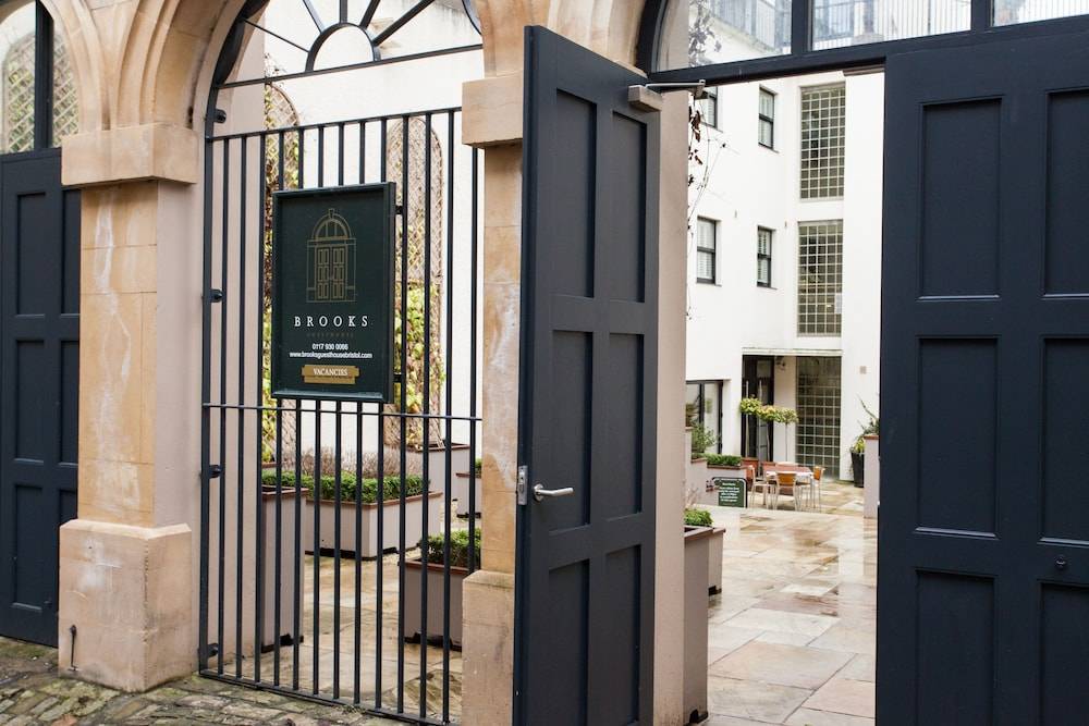 Brooks Guesthouse Bristol 1