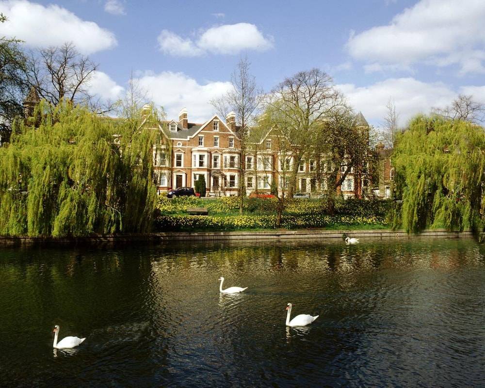 Arundel House Hotel 1