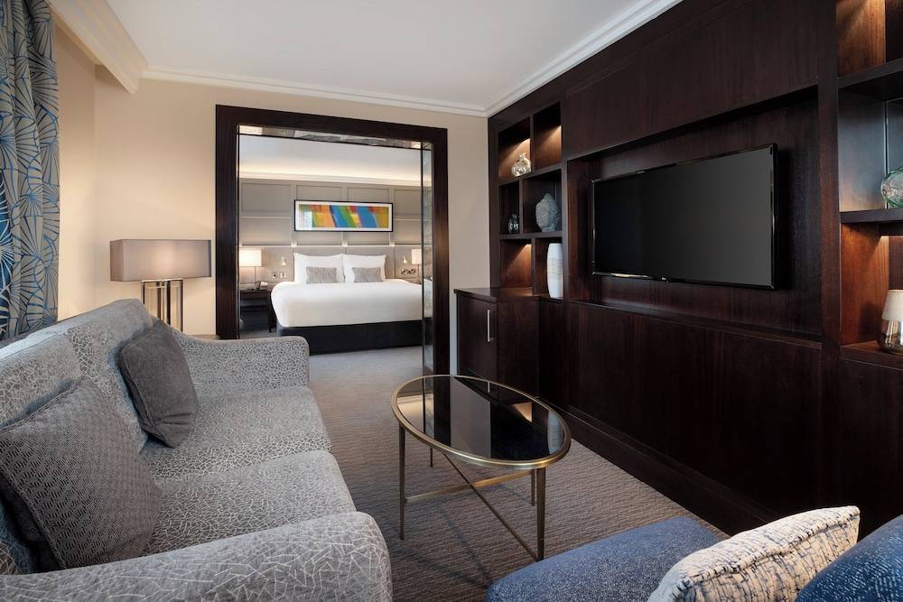 Crowne Plaza BELFAST by IHG 2
