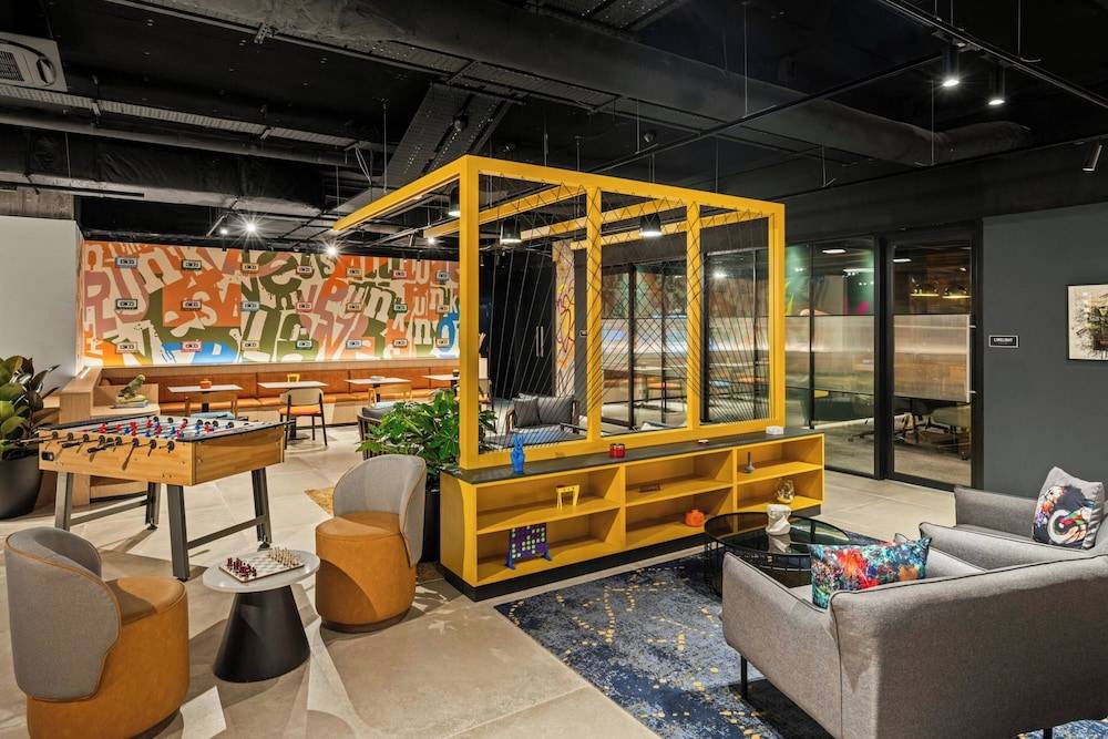 Moxy Belfast City 2