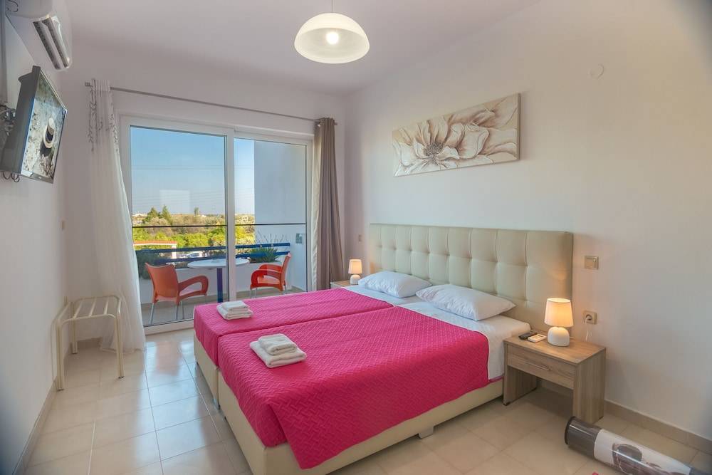 Villa Maroula 2