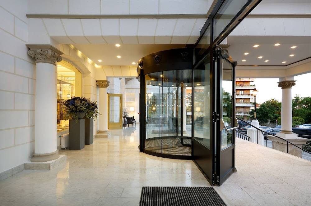 Eurostars Hotel Real 2