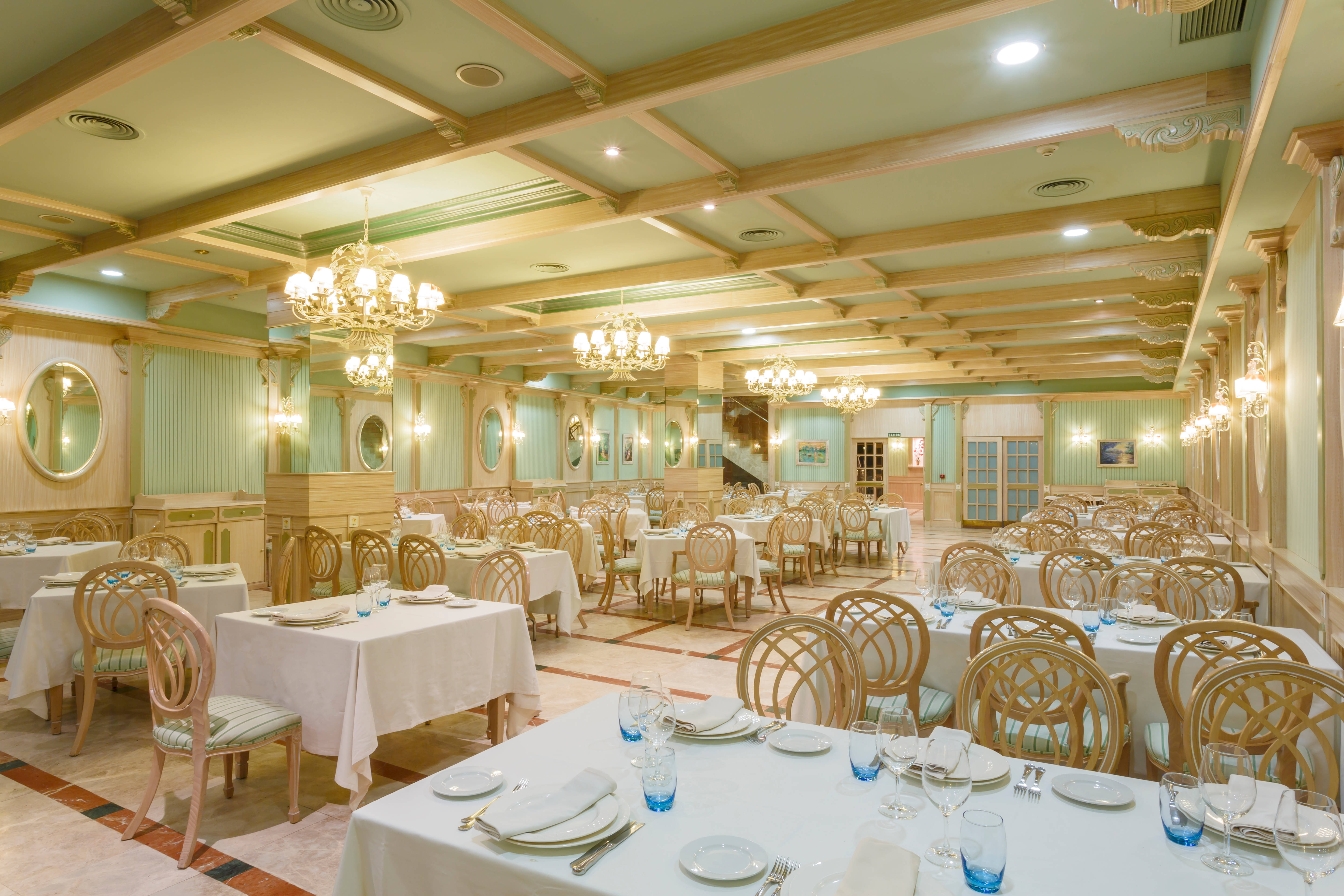 Hotel Azofra 2